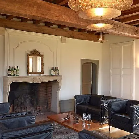 Le Vieux Chateau *