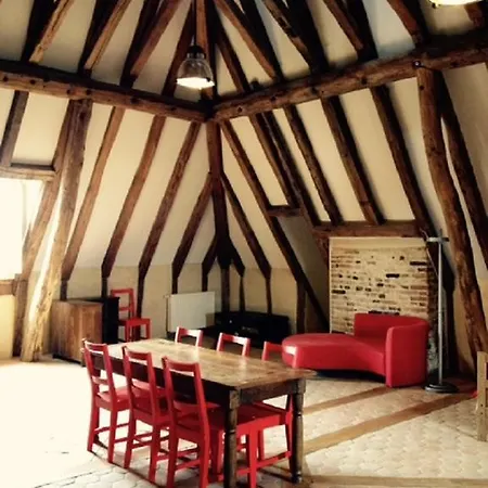 Le Vieux Chateau Holiday home *